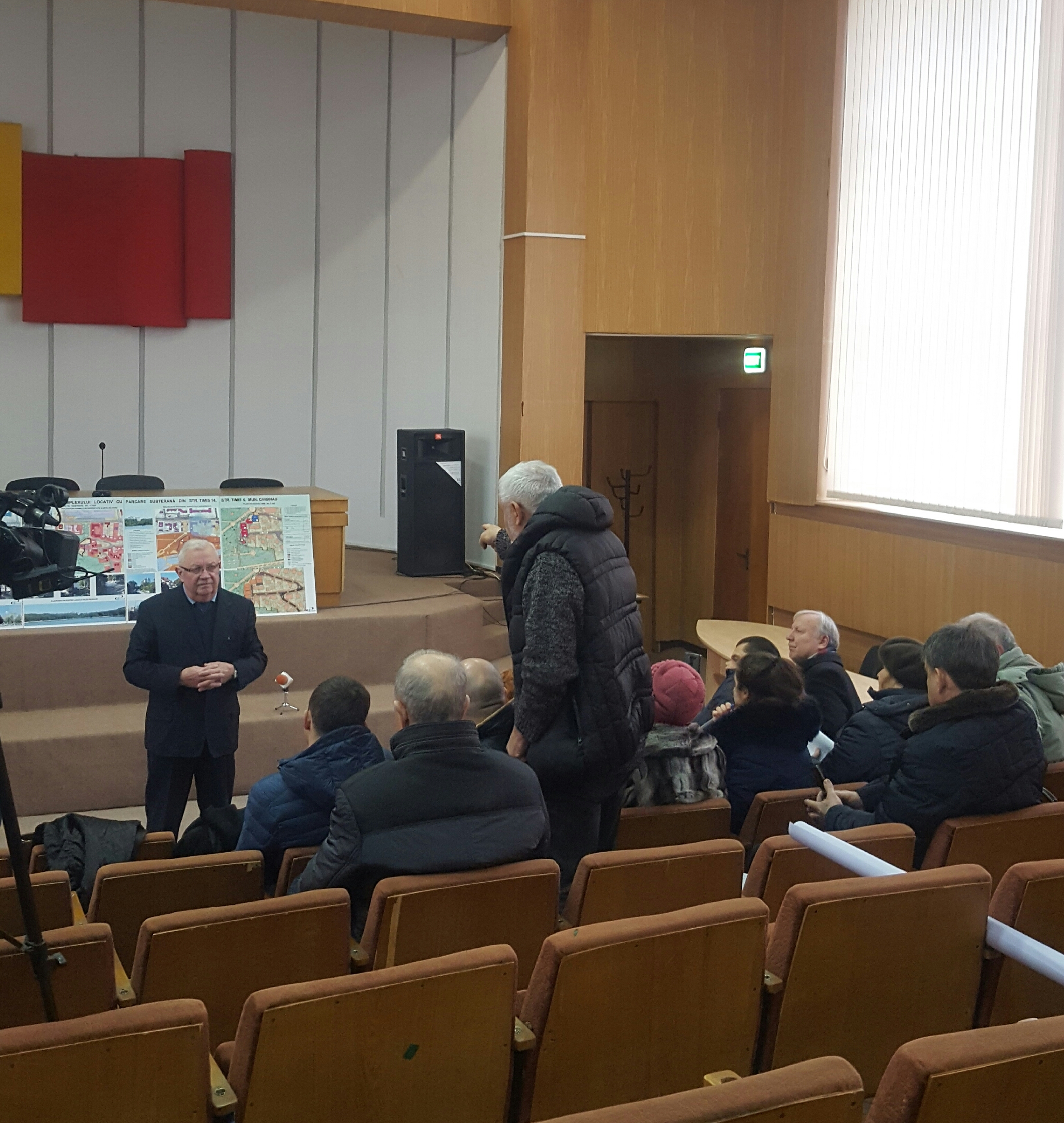 Consultări publice: patru blocuri sau un parc mai mare? Image